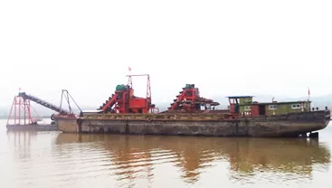 Bucket Chain Dredger - Leader Dredger